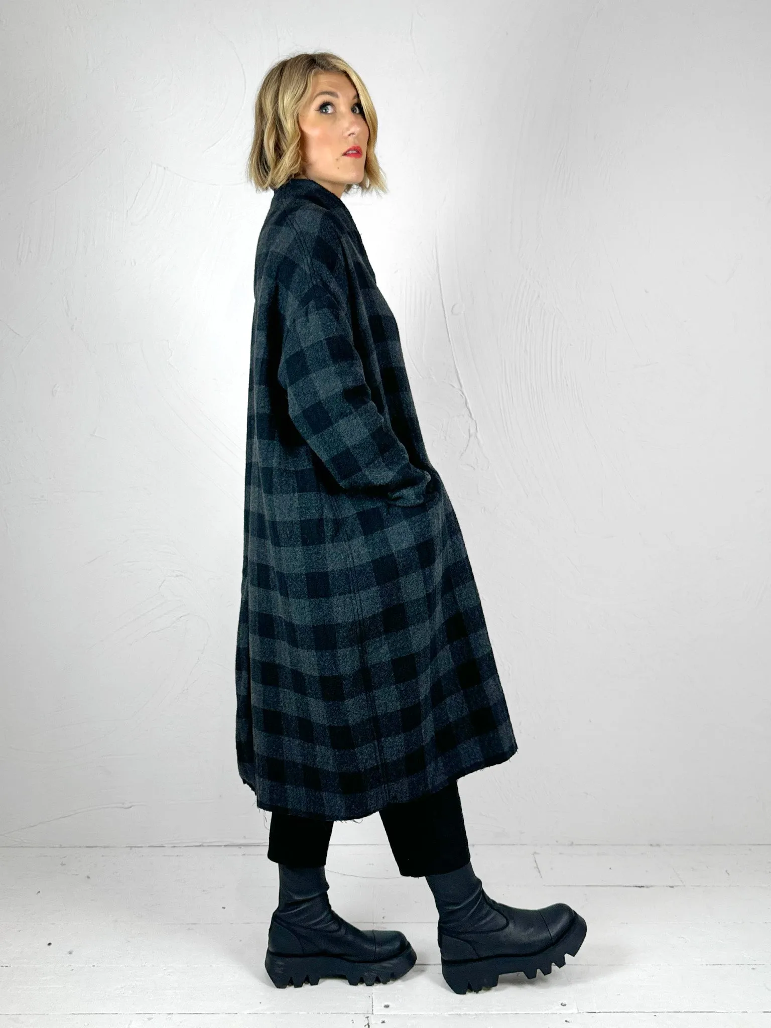 Azimut Egg Coat - 2 Colours